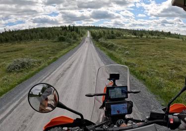 Vestfjellvegen und Lenningsvegen 
