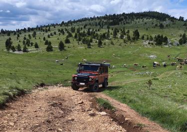 Offroad Kroatien Dinara zu den Panzern