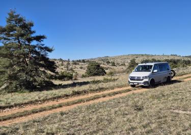 Offroad Frankreich Piste über die Causse Noir