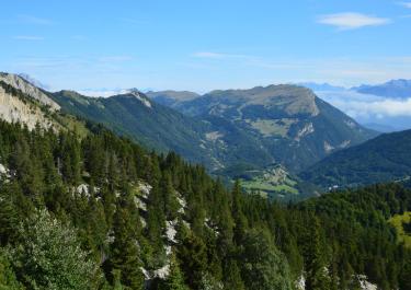 Breathtaking view of Chichilianne mountains in Auvergne-Rhône-Alpes, France.